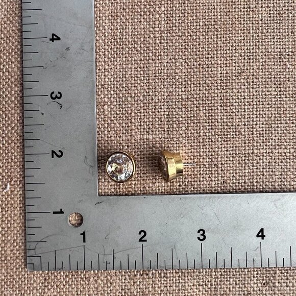 Michael Kors medium gold tone crystal stud earrings shiny bling bright - Picture 4 of 4